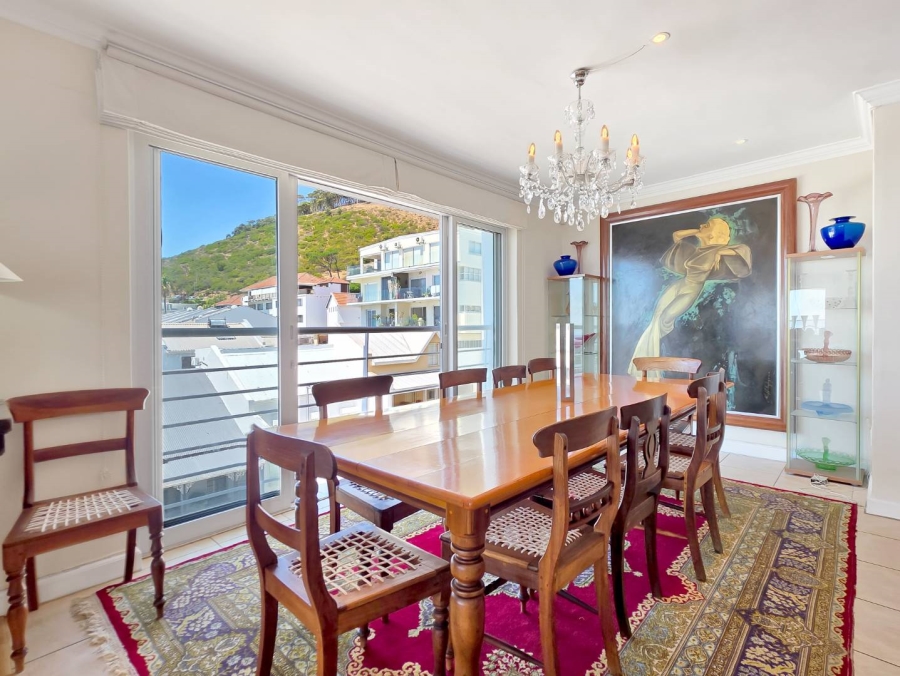 3 Bedroom Property for Sale in Sea Point Western Cape